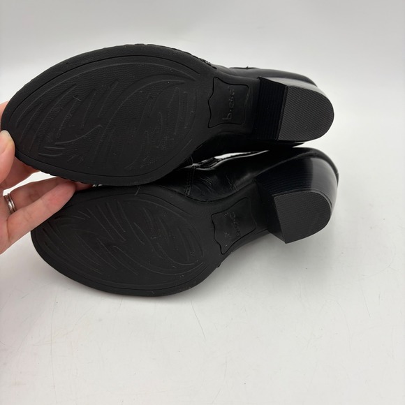 B.O.C. Born Concept Ankle Booties Heels Women 6 Black Leather Chunky Biker Zip - Picture 7 of 10